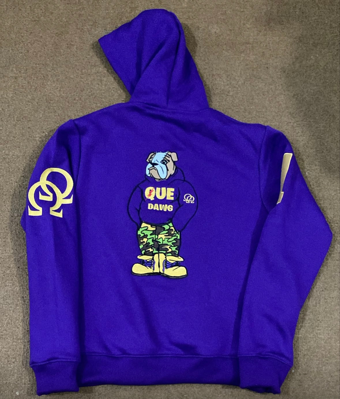 Ace Dawg Chenille Logo Que Dawg Hoodie