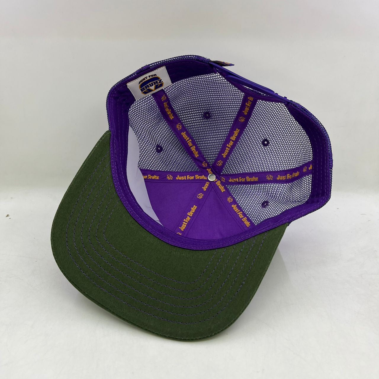 Omega Psi Phi Netback Trucker(Green)