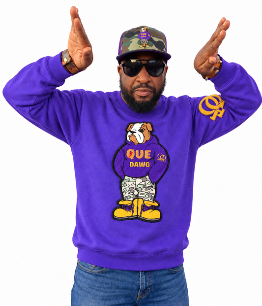 Que Dawg Crewneck Sweatshirt and Camo Trucker Hat Combo